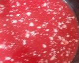 A picture of step 2 of Cheesy Beetroot khandvi roll.