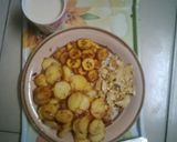 A picture of step 9 of Irish potato chips with egg & plantain.