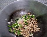 Foto langkah ke 2 dari resep Oseng Oncom Leunca.