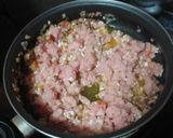 Foto del paso 3 de la receta: Garbanzada de pavo y setas con papas fritas