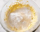 Foto langkah ke 3 dari resep Gluten free vanilla sugar cookies.