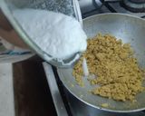 पेढे (pedhe recipe in marathi) रेसिपी स्टेप 4 फोटो