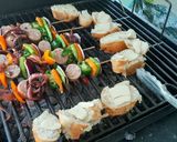 Foto del paso 7 de la receta: Brochetas de pulpo y chorizo argentino asadas 🍢🍡🐙