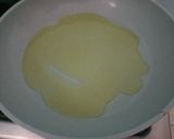 Foto del paso 2 de la receta: Huevo con chorizo el típico
