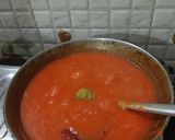 A picture of step 6 of Tomato dry curry.