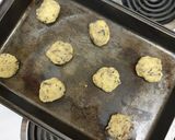 A picture of step 8 of Chocolate chip cookie.