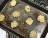 A picture of step 8 of Chocolate chip cookie.