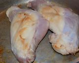 Foto del paso 1 de la receta: Conejo al vino tinto con hongos secos