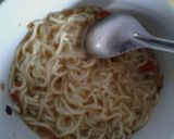 Foto langkah ke 2 dari resep Martabak Mie Ueenakkk.