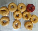 Foto langkah ke 5 dari resep Donat cair.
