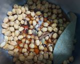 A picture of step 1 of Methi Chole Masala.