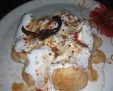 A picture of step 4 of Dahi Bhalla.