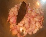 A picture of step 2 of Egg Malai Curry.