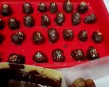 Foto langkah ke 3 dari resep Kurma coklat isi keju.