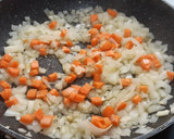 Foto del paso 1 de la receta: Macarrones integrales con carne picada