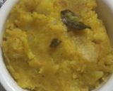 A picture of step 4 of Rava/Sooji Uttapam.