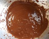 Foto del paso 3 de la receta Muffins de chocolate con crema de queso y chips de chocolate