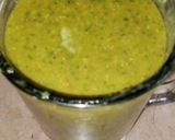 A picture of step 2 of Harey lehsan ki chutney.