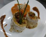 Foto del paso 3 de la receta: Rolls de merluza con vegetales a las finas hierbas
