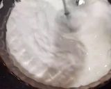 A picture of step 4 of Tiramisu cheesecake.