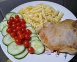 Foto del paso 1 de la receta: Costilla de Cerdo con fideos, Pepino y Cherrys