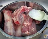 Hình bước làm 1 của món SƯỜN NƯỚNG NGŨ VỊ (đơn giản dễ làm)