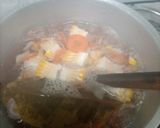 Foto langkah ke 2 dari resep Sayur Bening bayam jagung wortel.