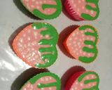 Foto langkah ke 3 dari resep Bolu Kukus Strawberry🍓🍓.
