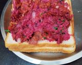 A picture of step 3 of Beetroot Potato Sandwich.