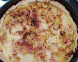Foto del paso 7 de la receta: Tarta de puerro, jamón y arvejas
