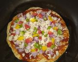 A picture of step 5 of Vegetable pizza without pizza base and without microwave.