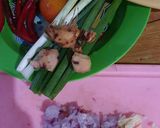 Foto langkah ke 3 dari resep Ikan saus kemangi.