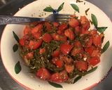 Une image de l'étape 6 de Pavés de saumon aux tomates, salicornes, échalotes et estragon.