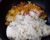 รูปขั้นตอนการทำที่ 4 ของ ข้าวผัดกุ้งเห็ดหอม