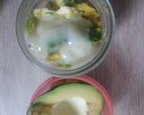 Foto langkah ke 3 dari resep Avocado Float Cake.