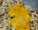 Foto del passaggio 6 della ricetta Fettuccine carciofi e salsiccia