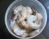 Foto langkah ke 1 dari resep Udang saus tiram.