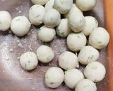 Foto langkah ke 2 dari resep Cilok saus kacang.