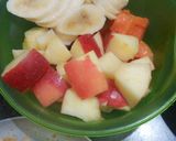 ফ্রুটি নাটি পারফেট (Fruity nutty parfait recipe in Bengali) রেসিপি ধাপ - 1 ছবি