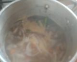 A picture of step 2 of Pre-cooked Oatmeal Soup.