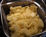 Foto del paso 2 de la receta: Tortilla de patata con cebolla