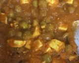 A picture of step 4 of Matar Paneer.