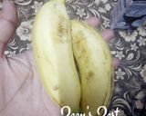 A picture of step 1 of 5 minutes Mango and Karpooravalli Banana Smoothie.