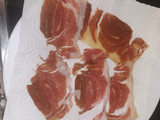 Crema de moniatos i porros amb cruixent d'ibèric i parmesà