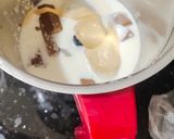 A picture of step 5 of Dalgona Shake and KitKat Shake.