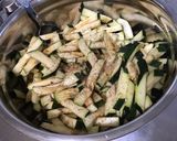 Une image de l'étape 4 de Gratin de courgettes parfum de cèpes au parmesan et chapelure aux épices.