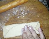 A picture of step 2 of Madakku pathiri(folded roti).
