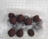 Foto del paso 4 de la receta: Bolitas de dátiles, cacao amargo y almendras