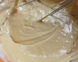 Foto del paso 1 de la receta: Torta sabor dulce de leche con relleno de crema Chantilly y cubierta de ganache de dulce de leche