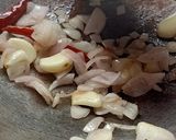 A picture of step 2 of Peanut chutney.